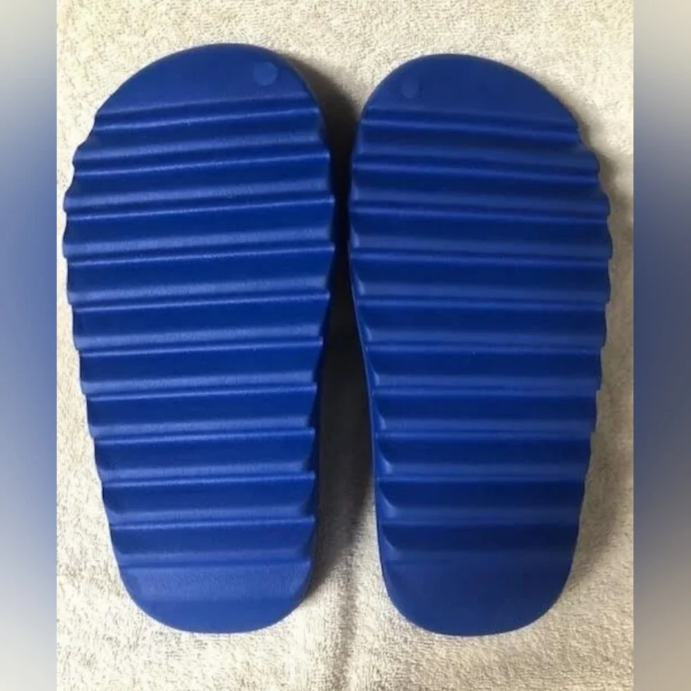 Adidas Yeezy Slide Azure (Blue) | Size 7 | Brand New (No Box)